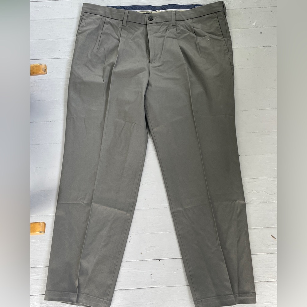 Dockers Classic Comfort Flex Khakis